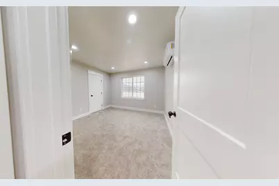 135 S 350 E, Huntington, UT 84528 - Photo 23