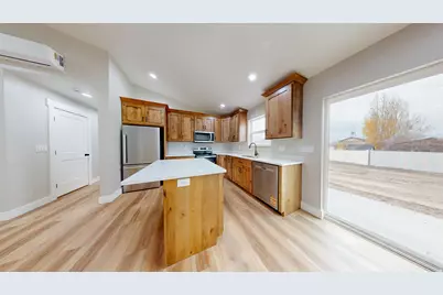 135 S 350 E, Huntington, UT 84528 - Photo 9