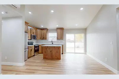135 S 350 E, Huntington, UT 84528 - Photo 5