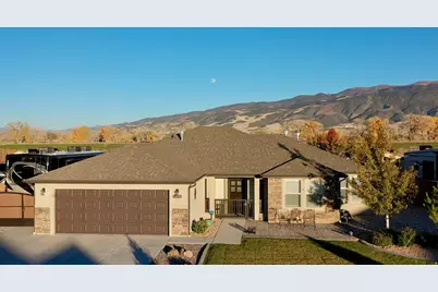 3678 N Monarch Dr, Cedar City, UT 84721 - Photo 3