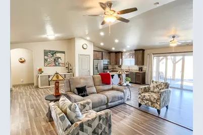 3678 N Monarch Dr, Cedar City, UT 84721 - Photo 7