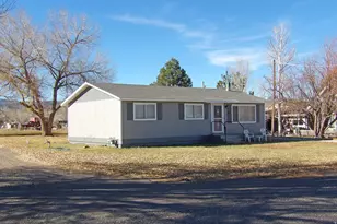 80 S 300 W, Panguitch, UT 84759 - Photo 7