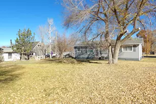 80 S 300 W, Panguitch, UT 84759 - Photo 29