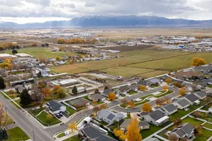 221 W 260 N, Hyde Park, UT 84318 - Photo 41