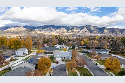 221 W 260 N, Hyde Park, UT 84318 - Photo 31