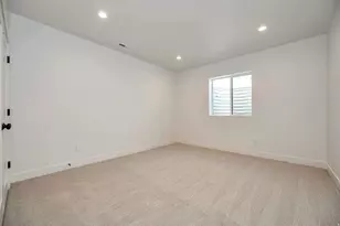 283 W Summerhill Ln W, Centerville, UT 84014 - Photo 25