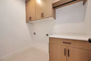 283 W Summerhill Ln W, Centerville, UT 84014 - Photo 21