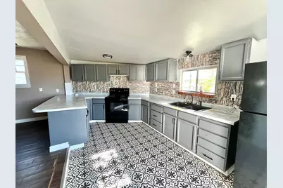 230 E 100 S, Price, UT 84501 - Photo 21