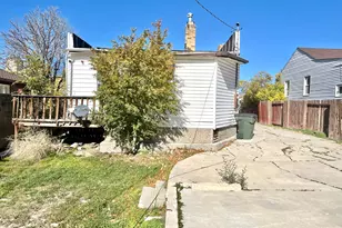 230 E 100 S, Price, UT 84501 - Photo 41