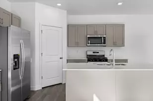 1511 S Fins Rd, Washington, UT 84780 - Photo 17