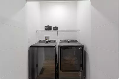 271 W Bishop Pl N, Salt Lake City, UT 84103 - Photo 23