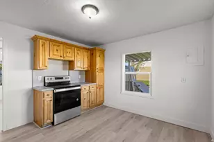 893 S Coleman St W, Tooele, UT 84074 - Photo 7