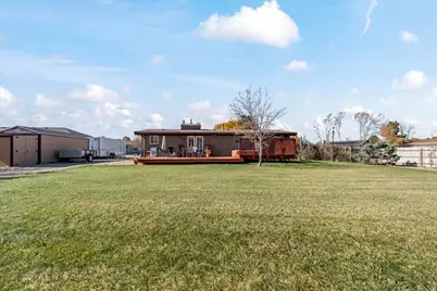 2883 W Janalee Dr, West Jordan, UT 84088 - Photo 45