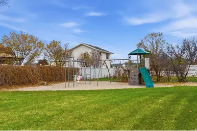 2883 W Janalee Dr, West Jordan, UT 84088 - Photo 41