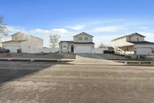 1451 N 380 E, Tooele, UT 84074 - Photo 33