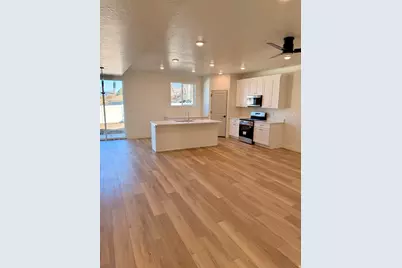 2833 S 9150 W #3, Magna, UT 84044 - Photo 3