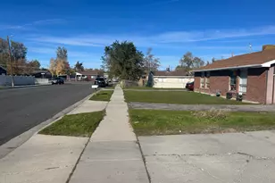 2339 S Derby St W, West Valley, UT 84119 - Photo 5