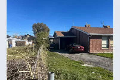 2339 S Derby St W, West Valley, UT 84119 - Photo 9