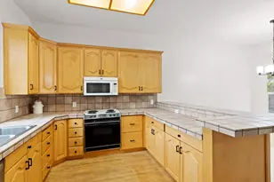 1422 E Cherry Canyon Way, Draper, UT 84020 - Photo 9