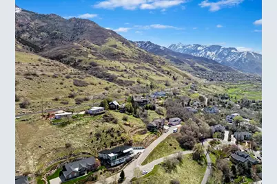 3088 E Silver Hawk Dr S, Holladay, UT 84121 - Photo 5