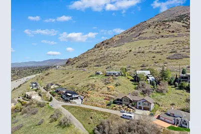 3088 E Silver Hawk Dr S, Holladay, UT 84121 - Photo 11