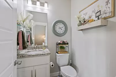 7091 N Oquirrh Ranch Pkwy, Eagle Mountain, UT 84005 - Photo 11