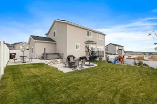 7091 N Oquirrh Rnch Pkwy, Eagle Mountain, UT 84005 - Photo 35