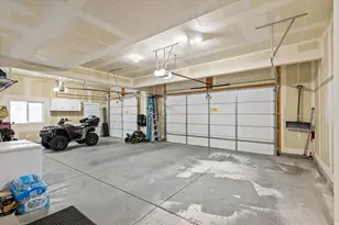 7091 N Oquirrh Rnch Pkwy, Eagle Mountain, UT 84005 - Photo 29