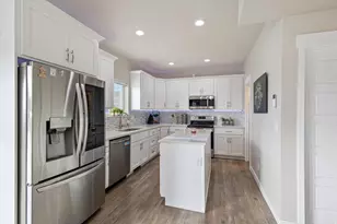 7091 N Oquirrh Rnch Pkwy, Eagle Mountain, UT 84005 - Photo 7