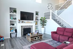 2422 S Blue Water Ln, Saratoga Springs, UT 84045 - Photo 7