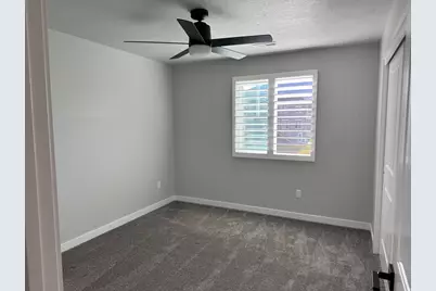 2422 S Blue Water Ln, Saratoga Springs, UT 84045 - Photo 23