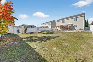 6543 W Oak Bridge Dr, West Jordan, UT 84081 - Photo 23