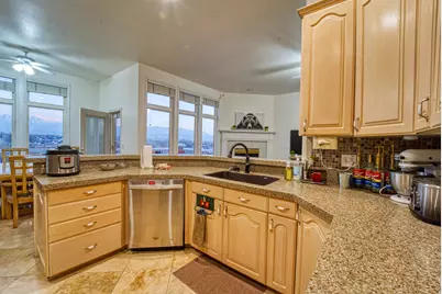 12091 S Lampton View Dr W, Riverton, UT 84065 - Photo 9