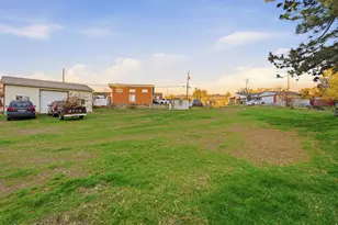 328 E 100 N, Clearfield, UT 84015 - Photo 5