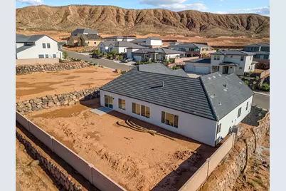 1585 E Black Brush Dr, Washington, UT 84780 - Photo 47