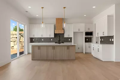 1585 E Black Brush Dr, Washington, UT 84780 - Photo 11