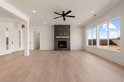 1585 E Black Brush Dr, Washington, UT 84780 - Photo 9