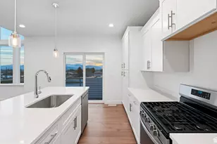 7329 S Seven Tree Ln W, Midvale, UT 84047 - Photo 3