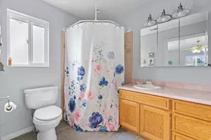 1660 E 900 S, Clearfield, UT 84015 - Photo 23