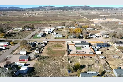 5348 N 3000 W, Cedar City, UT 84721 - Photo 29