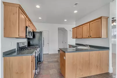 13497 S Mimosa Cir, Riverton, UT 84096 - Photo 9