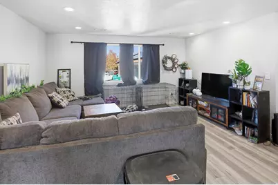 3306 N Fairfield Rd, Layton, UT 84041 - Photo 19