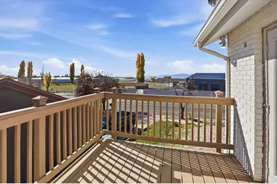 3306 N Fairfield Rd, Layton, UT 84041 - Photo 1