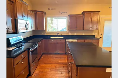 1211 Grandview Dr, Providence, UT 84332 - Photo 19