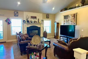 1211 Grandview Dr, Providence, UT 84332 - Photo 5