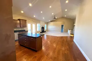 1211 Grandview Dr, Providence, UT 84332 - Photo 11