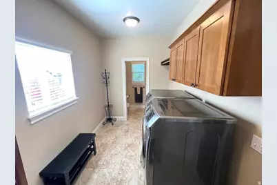 1211 Grandview Dr, Providence, UT 84332 - Photo 23