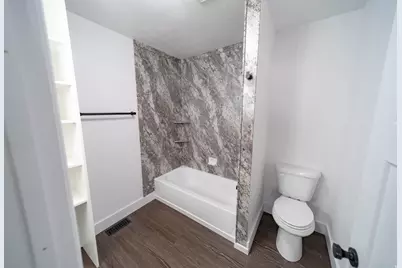 466 E 300 N, Price, UT 84501 - Photo 9