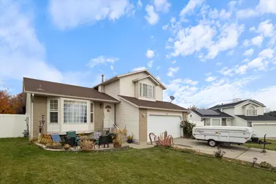 5352 W Cassatt Cir, Kearns, UT 84118 - Photo 5