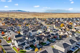 2304 S 2060 W, Woods Cross, UT 84087 - Photo 25